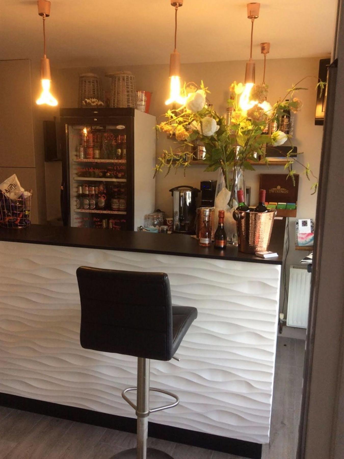 The Regent, Rye 모텔 외부 사진