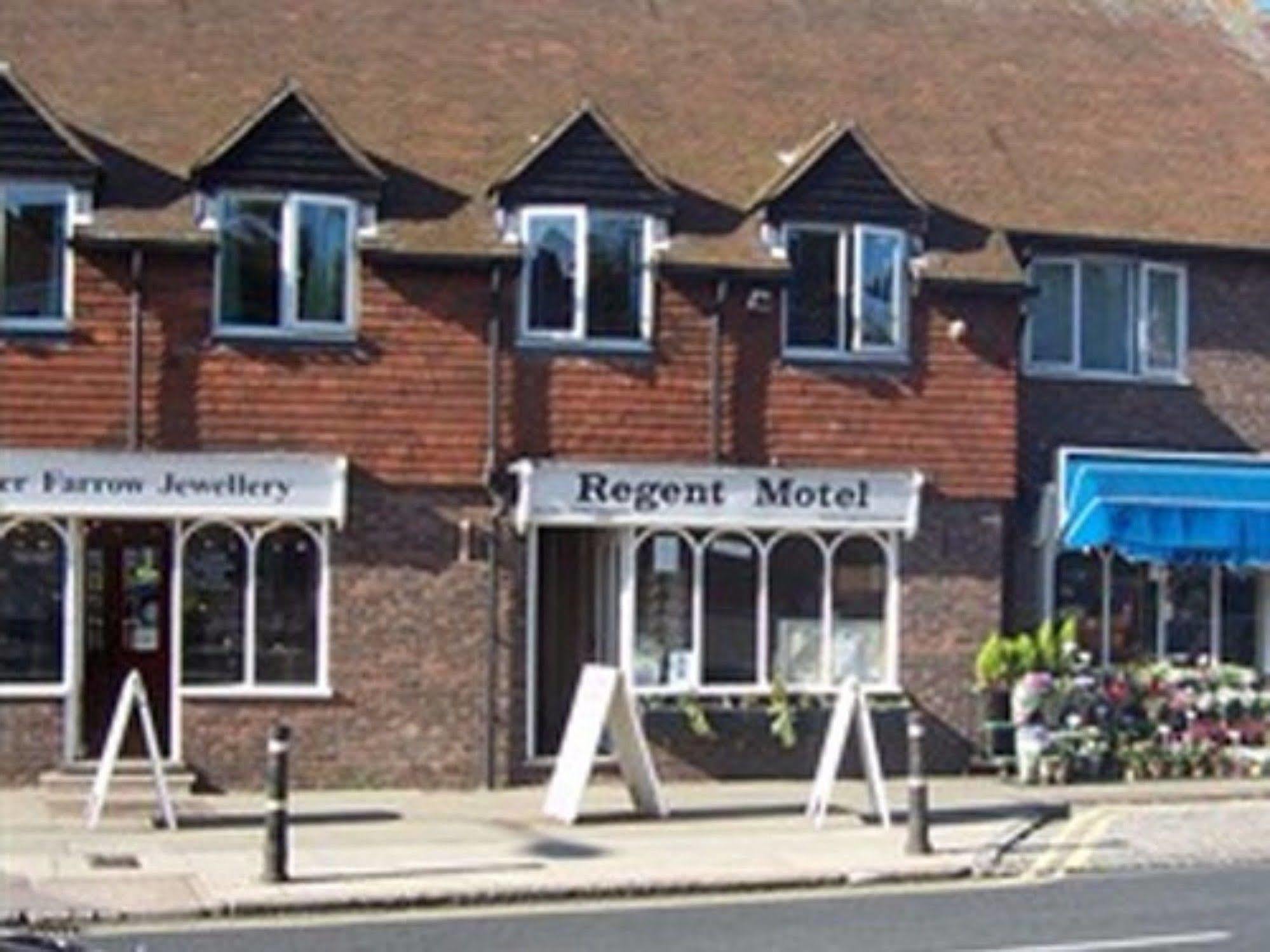 The Regent, Rye 모텔 외부 사진